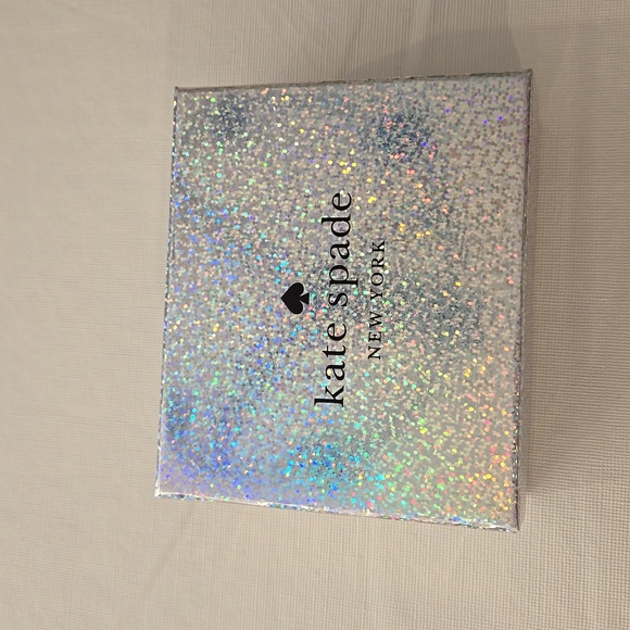 Kate Spade Saffiano leather wallet, black, new with tag - Picture 5 of 6